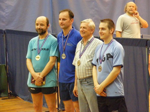 balról: Kávássy Lóránd, Iván János, Hahn György és Piros tamás