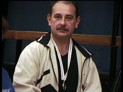Jusztusz Gyula, a verseny ez�st�rmese 