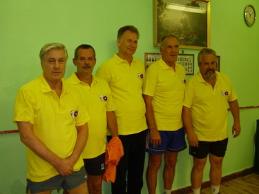 a csapat tagjai, balr�l: Kardos J�zsef, Pet� Gy�rgy, Kab�di ferenc, Vargy Gyula �s Mehrl J�nos 